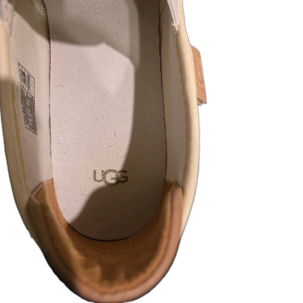 UGGWomen’s Alameda Slip-On Shoe White Leather Size 10 (EXCELLENT CONDITION) - Picture 8 of 9